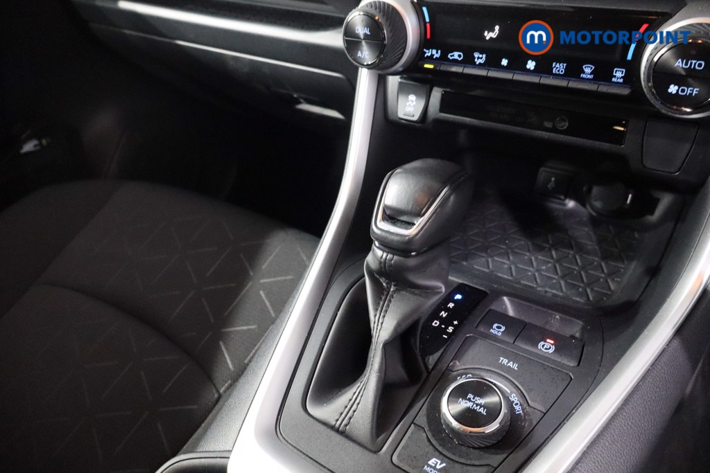 Toyota Rav4 Design Automatic Petrol-Electric Hybrid SUV - Stock Number (1621408) - 20th supplementary image