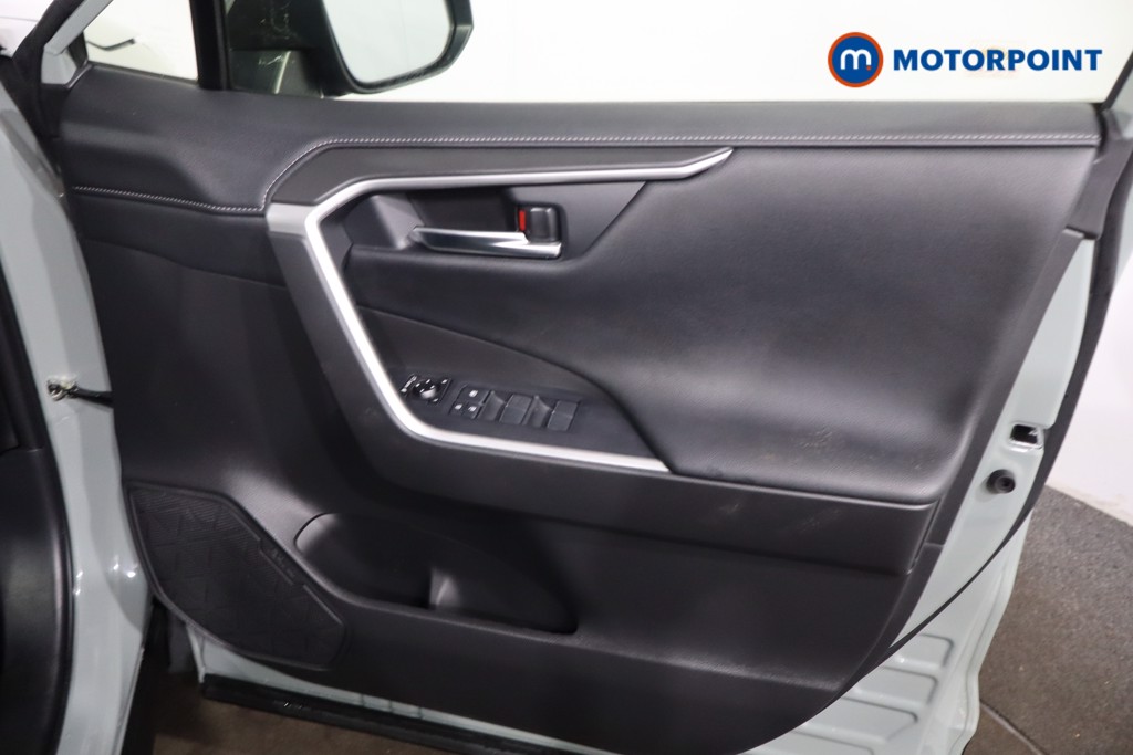 Toyota Rav4 Design Automatic Petrol-Electric Hybrid SUV - Stock Number (1621408) - 23rd supplementary image