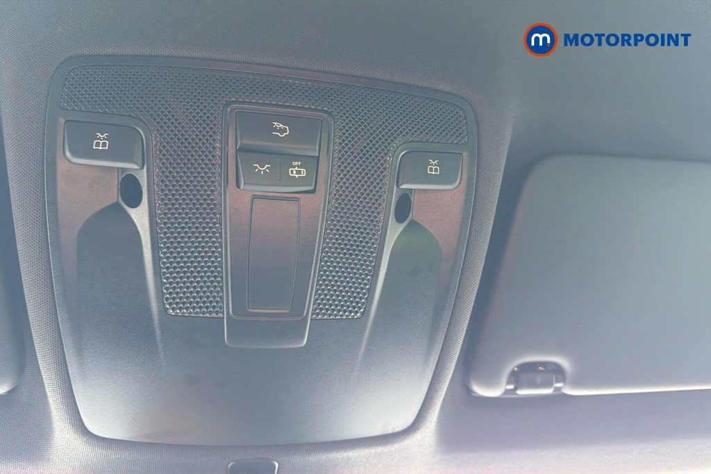 Mercedes-Benz A Class Amg Line Manual Petrol Hatchback - Stock Number (1621701) - 11th supplementary image