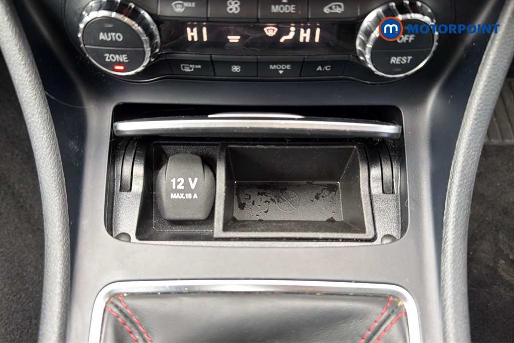 Mercedes-Benz A Class Amg Line Manual Petrol Hatchback - Stock Number (1621701) - 17th supplementary image