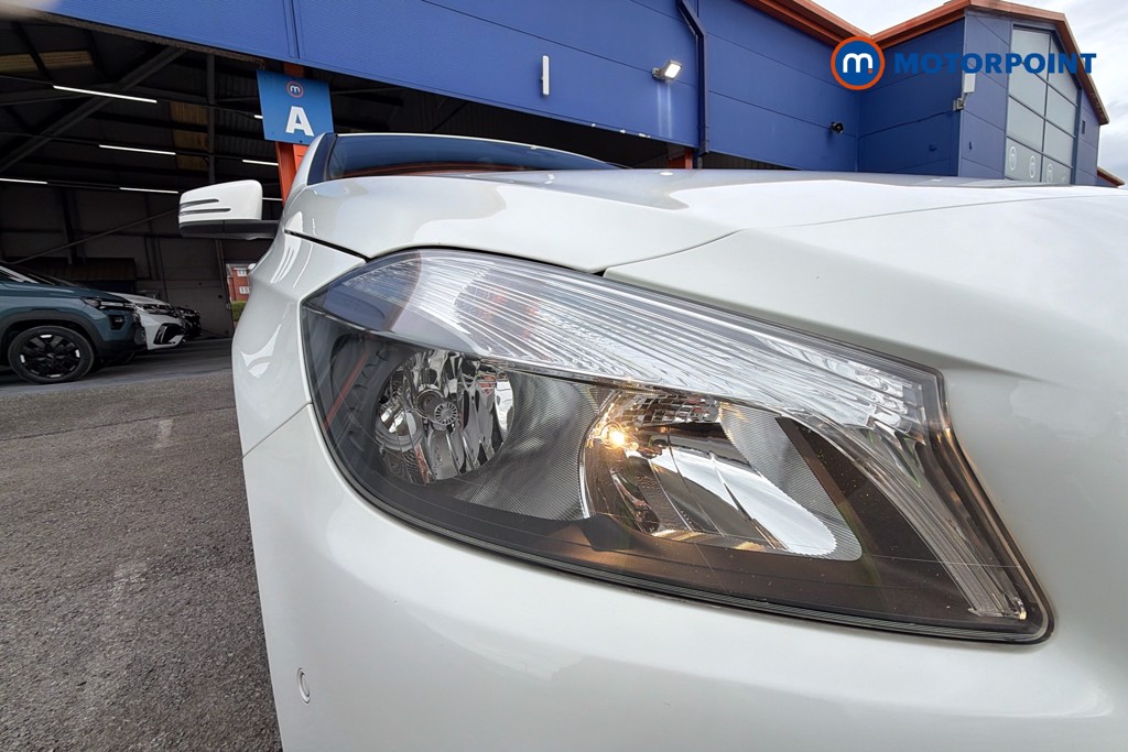 Mercedes-Benz A Class Amg Line Manual Petrol Hatchback - Stock Number (1621701) - 44th supplementary image