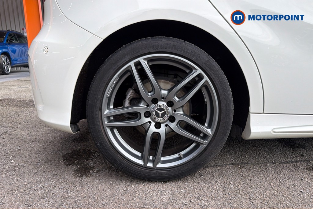 Mercedes-Benz A Class Amg Line Manual Petrol Hatchback - Stock Number (1621701) - 49th supplementary image