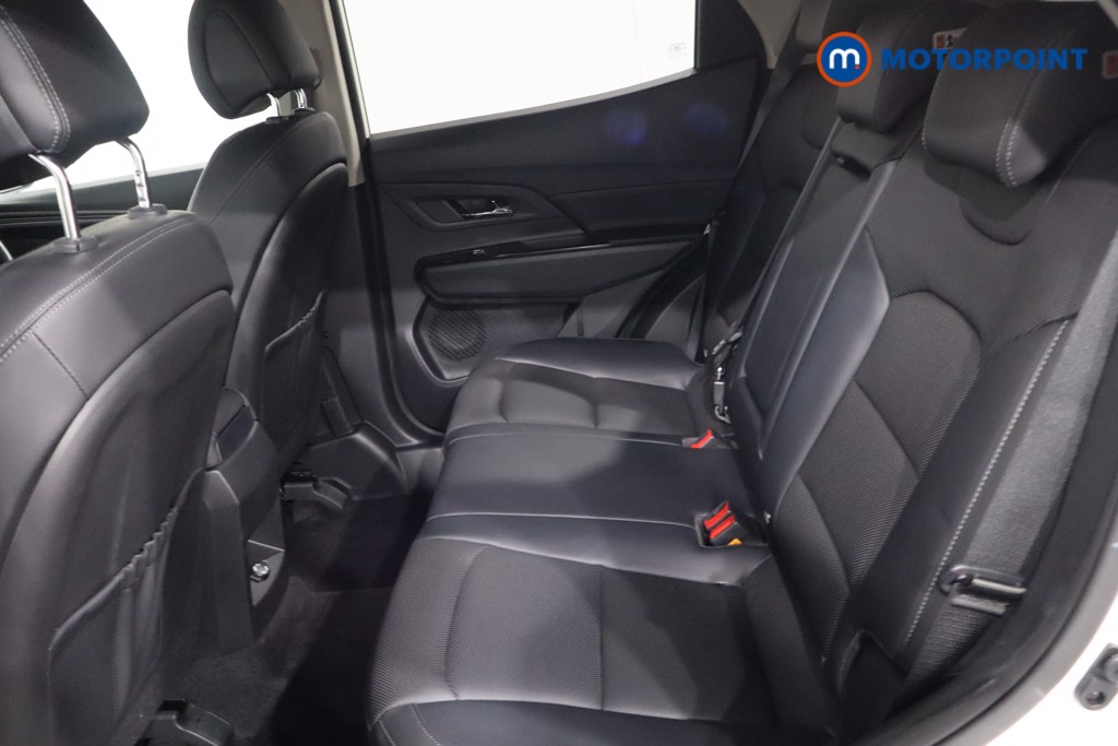 Ssangyong Korando Ultimate Automatic Petrol SUV - Stock Number (1621863) - 5th supplementary image