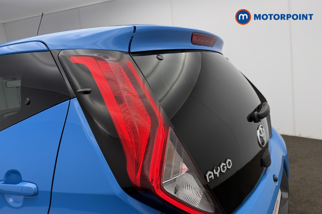 Toyota Aygo X-Plore Manual Petrol Hatchback - Stock Number (1621958) - 25th supplementary image