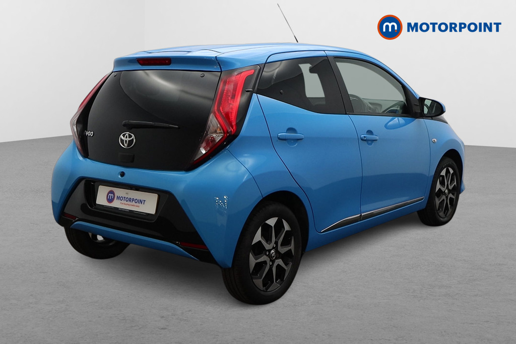 Toyota Aygo X-Plore Manual Petrol Hatchback - Stock Number (1621958) - Drivers side rear corner
