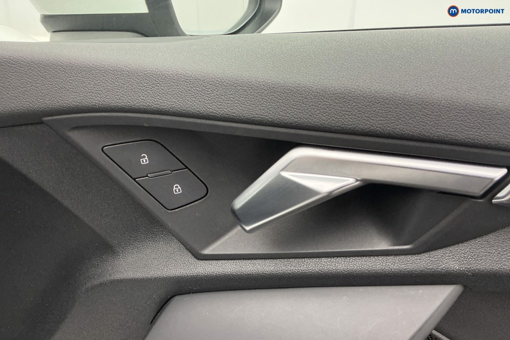 Audi A3 S Line Automatic Petrol Hatchback - Stock Number (1622304) - 26th supplementary image