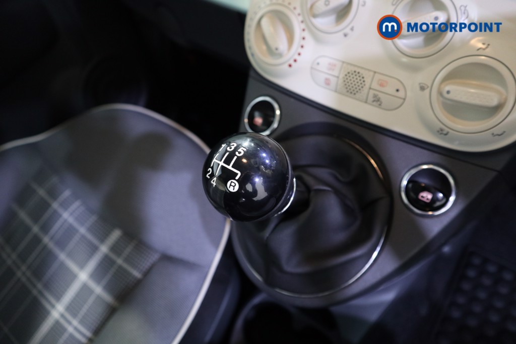 Fiat 500 Lounge Manual Petrol Hatchback - Stock Number (1622383) - 8th supplementary image