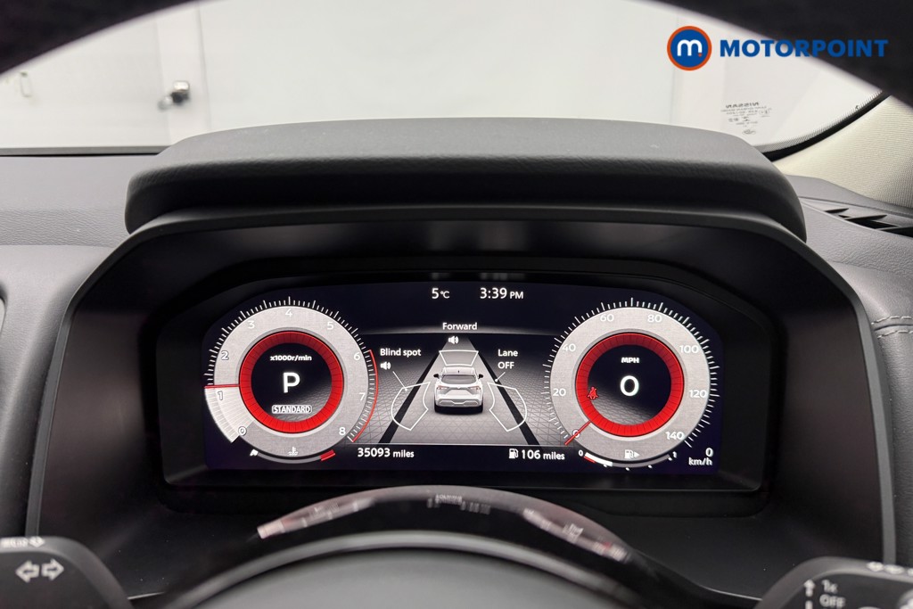 Nissan Qashqai N-Connecta Automatic Petrol SUV - Stock Number (1622593) - 9th supplementary image