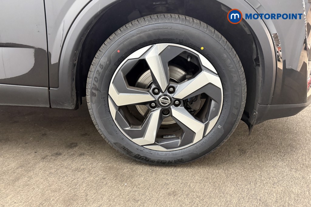 Nissan Qashqai N-Connecta Automatic Petrol SUV - Stock Number (1622593) - 23rd supplementary image