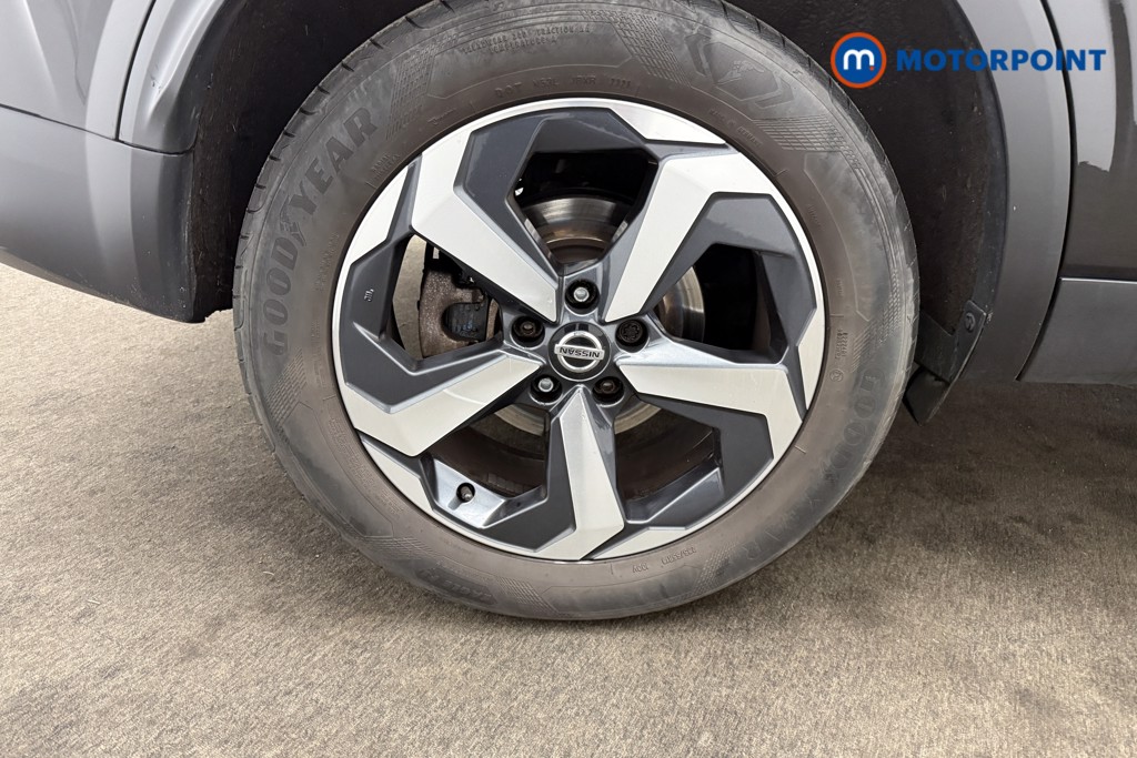 Nissan Qashqai N-Connecta Automatic Petrol SUV - Stock Number (1622593) - 24th supplementary image