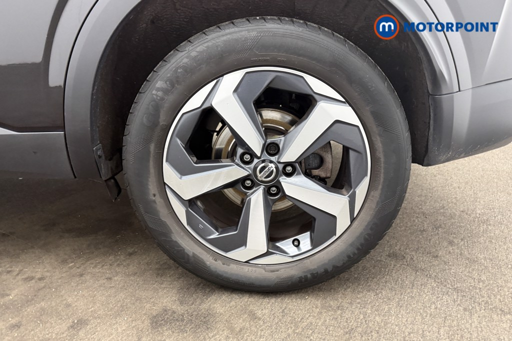 Nissan Qashqai N-Connecta Automatic Petrol SUV - Stock Number (1622593) - 25th supplementary image