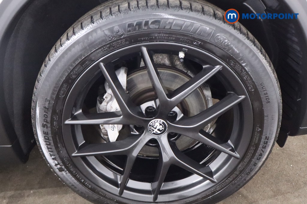 Alfa Romeo Stelvio Nero Edizione Automatic Petrol SUV - Stock Number (1622834) - 10th supplementary image