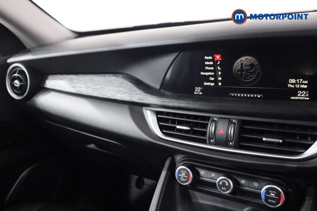 Alfa Romeo Stelvio Nero Edizione Automatic Petrol SUV - Stock Number (1622834) - 19th supplementary image