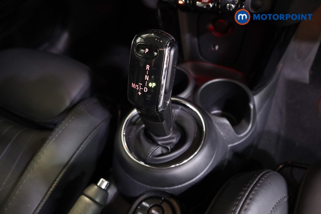 Mini Hatchback Cooper Exclusive Automatic Petrol Hatchback - Stock Number (1622845) - 10th supplementary image