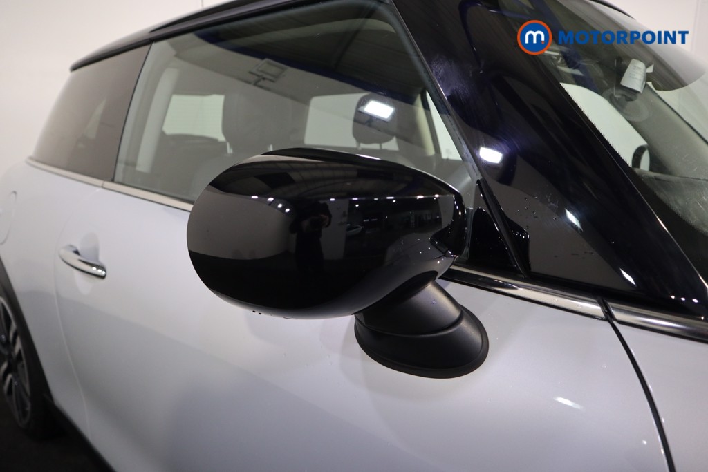 Mini Hatchback Cooper Exclusive Automatic Petrol Hatchback - Stock Number (1622845) - 31st supplementary image