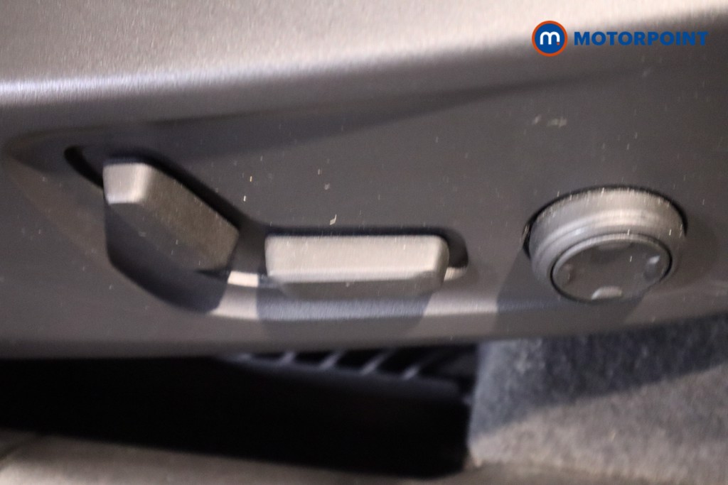 Volvo Xc40 Ultimate Automatic Petrol Plug-In Hybrid SUV - Stock Number (1622849) - 16th supplementary image