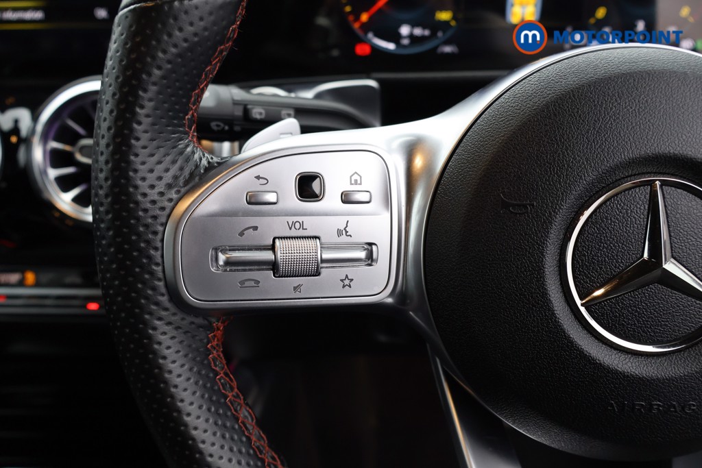 Mercedes-Benz GLB Amg Line Automatic Petrol SUV - Stock Number (1623094) - 2nd supplementary image