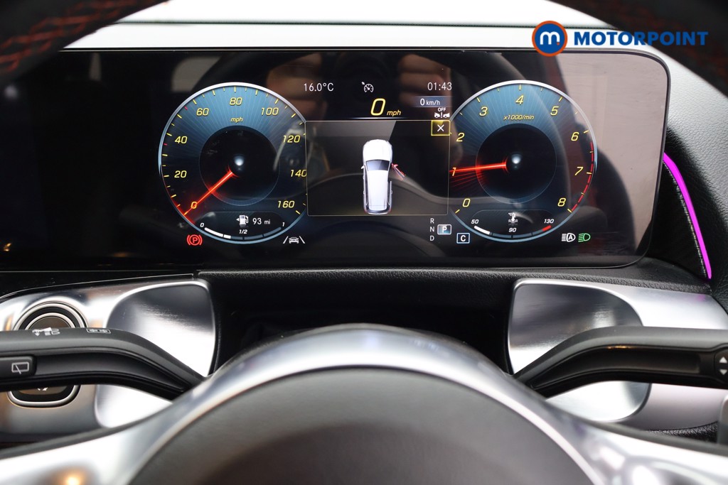 Mercedes-Benz GLB Amg Line Automatic Petrol SUV - Stock Number (1623094) - 4th supplementary image