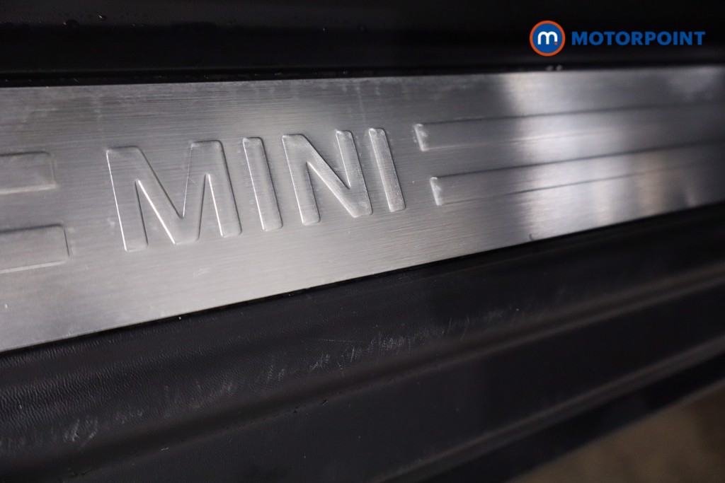 Mini Convertible Cooper Exclusive Automatic Petrol Convertible - Stock Number (1623204) - 25th supplementary image