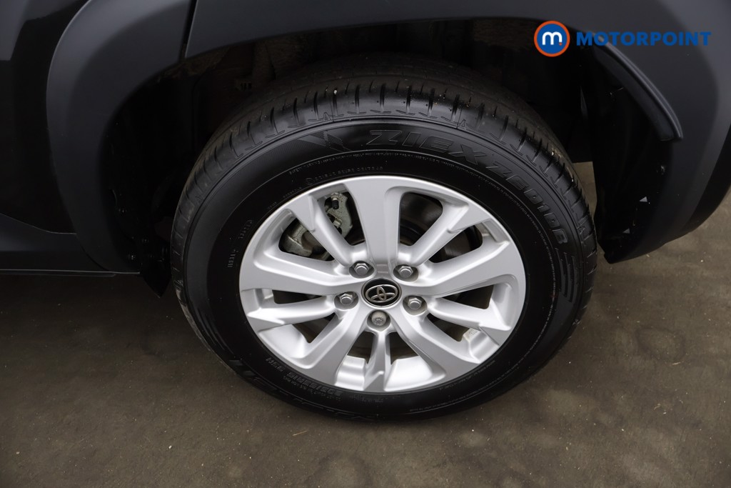 Toyota Yaris Cross Icon Automatic Petrol-Electric Hybrid Estate - Stock Number (1623396) - 21st supplementary image