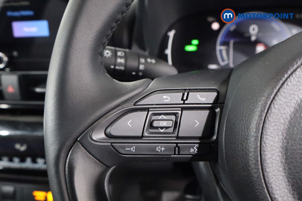 Toyota Yaris Cross Design Automatic Petrol-Electric Hybrid Estate - Stock Number (1624018) - 7th supplementary image