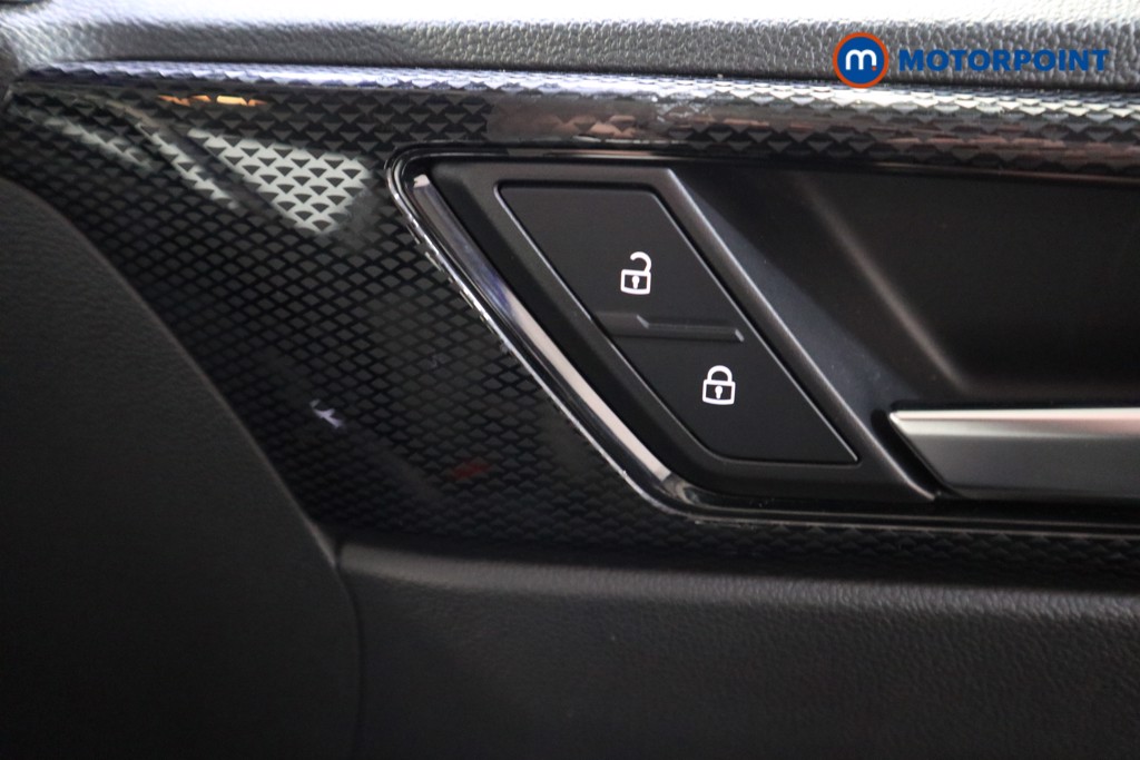 Volkswagen Polo Life Manual Petrol Hatchback - Stock Number (1624177) - 14th supplementary image