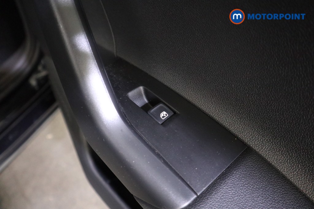 Volkswagen Polo Life Manual Petrol Hatchback - Stock Number (1624177) - 20th supplementary image