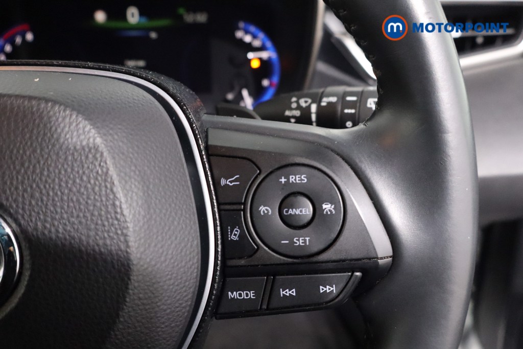 Toyota Corolla Excel Automatic Petrol-Electric Hybrid Estate - Stock Number (1624267) - 8th supplementary image