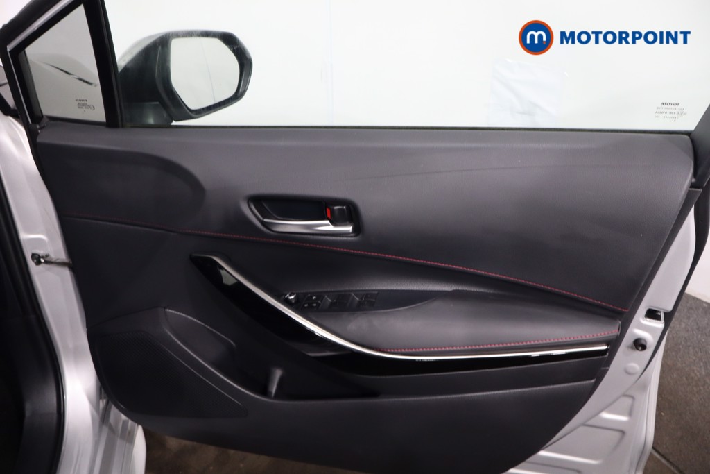 Toyota Corolla Excel Automatic Petrol-Electric Hybrid Estate - Stock Number (1624267) - 24th supplementary image