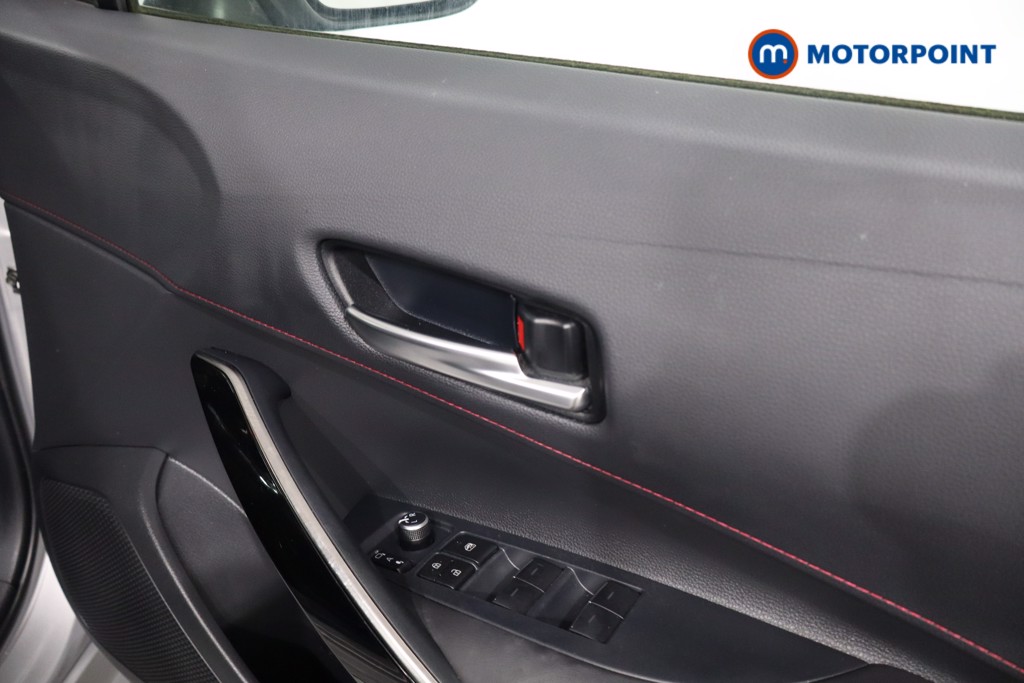 Toyota Corolla Excel Automatic Petrol-Electric Hybrid Estate - Stock Number (1624267) - 25th supplementary image