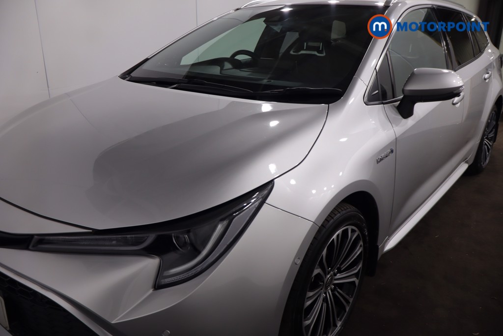 Toyota Corolla Excel Automatic Petrol-Electric Hybrid Estate - Stock Number (1624267) - 29th supplementary image