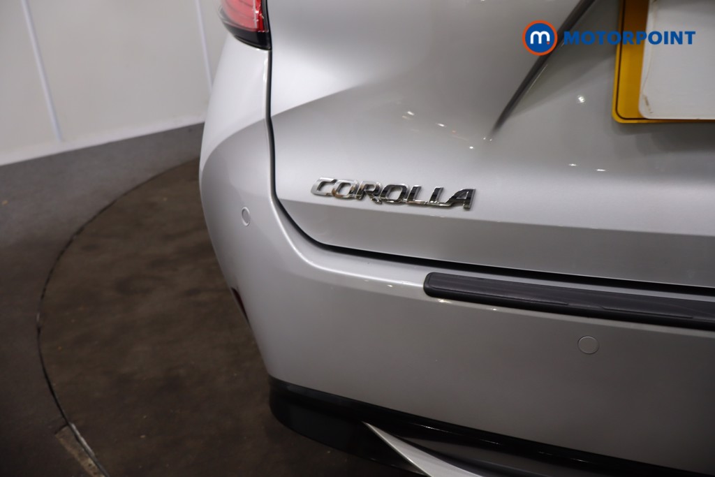 Toyota Corolla Excel Automatic Petrol-Electric Hybrid Estate - Stock Number (1624267) - 39th supplementary image