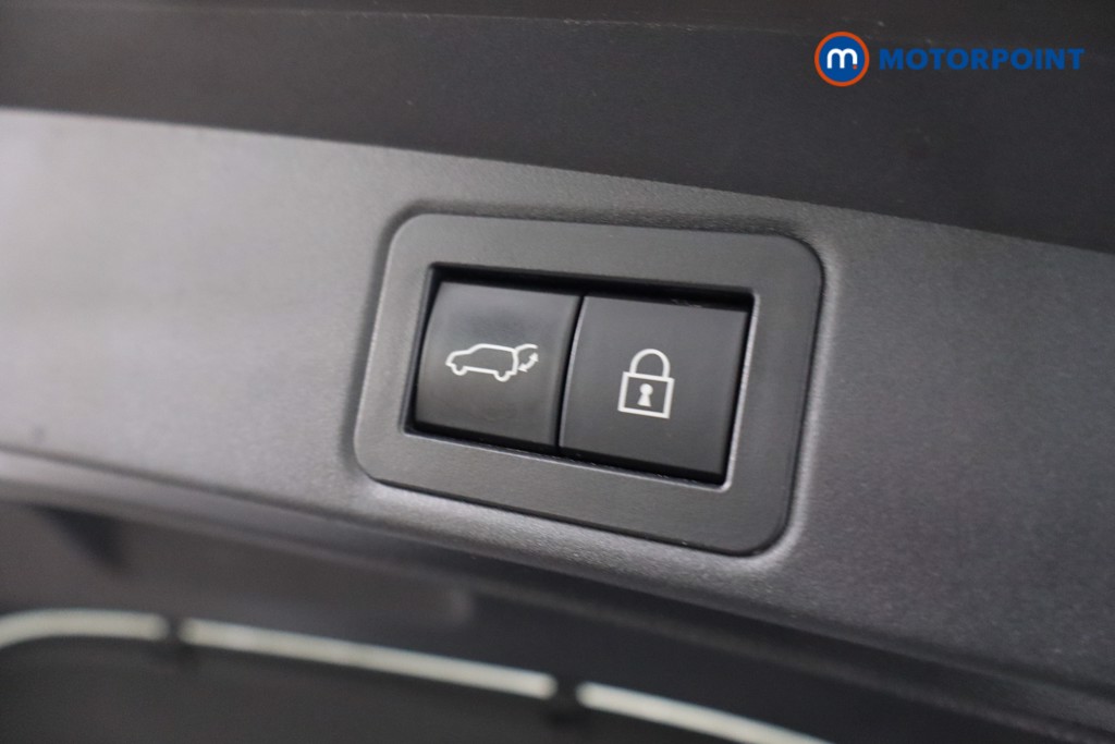 Toyota Corolla Excel Automatic Petrol-Electric Hybrid Estate - Stock Number (1624267) - 41st supplementary image