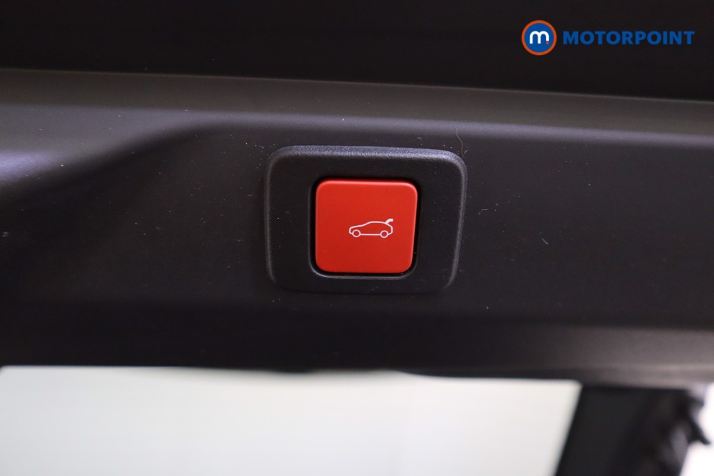 Peugeot 3008 GT Automatic Electric SUV - Stock Number (1624672) - 32nd supplementary image