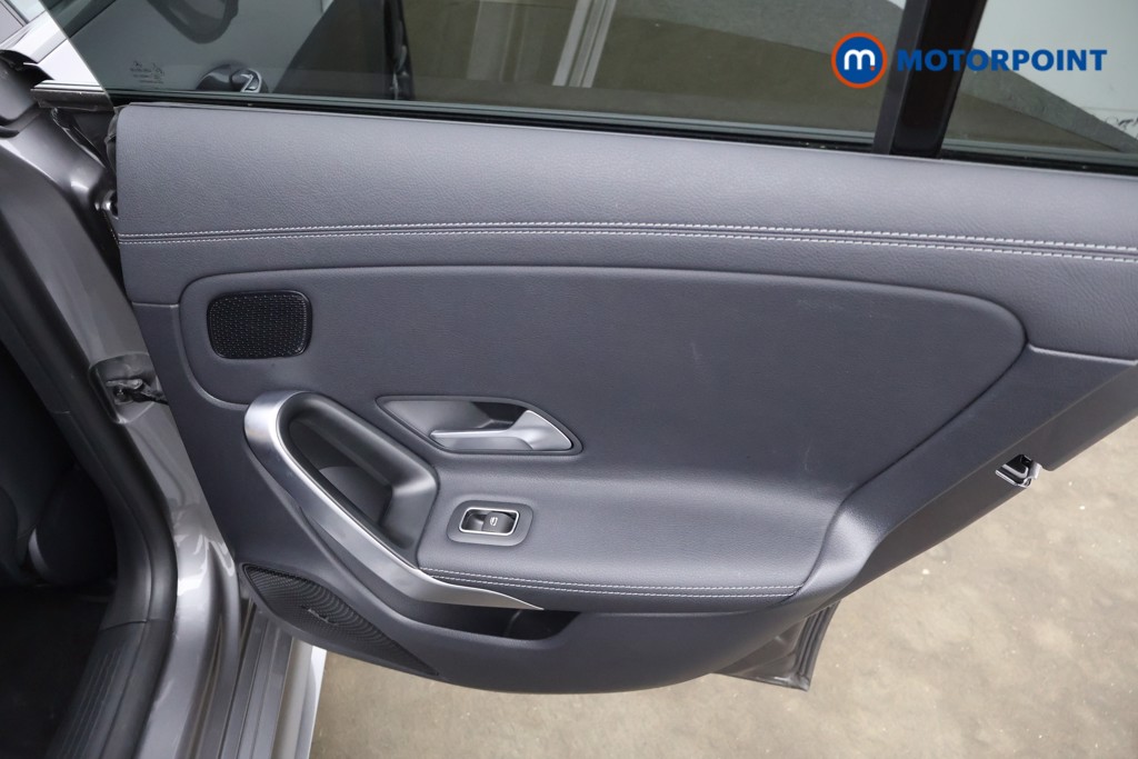 Mercedes-Benz CLA Amg Line Automatic Diesel Coupe - Stock Number (1624978) - 13th supplementary image