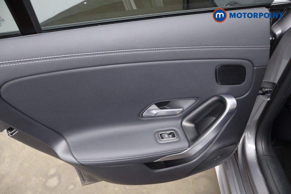 Mercedes-Benz CLA Amg Line Automatic Diesel Coupe - Stock Number (1624978) - 16th supplementary image