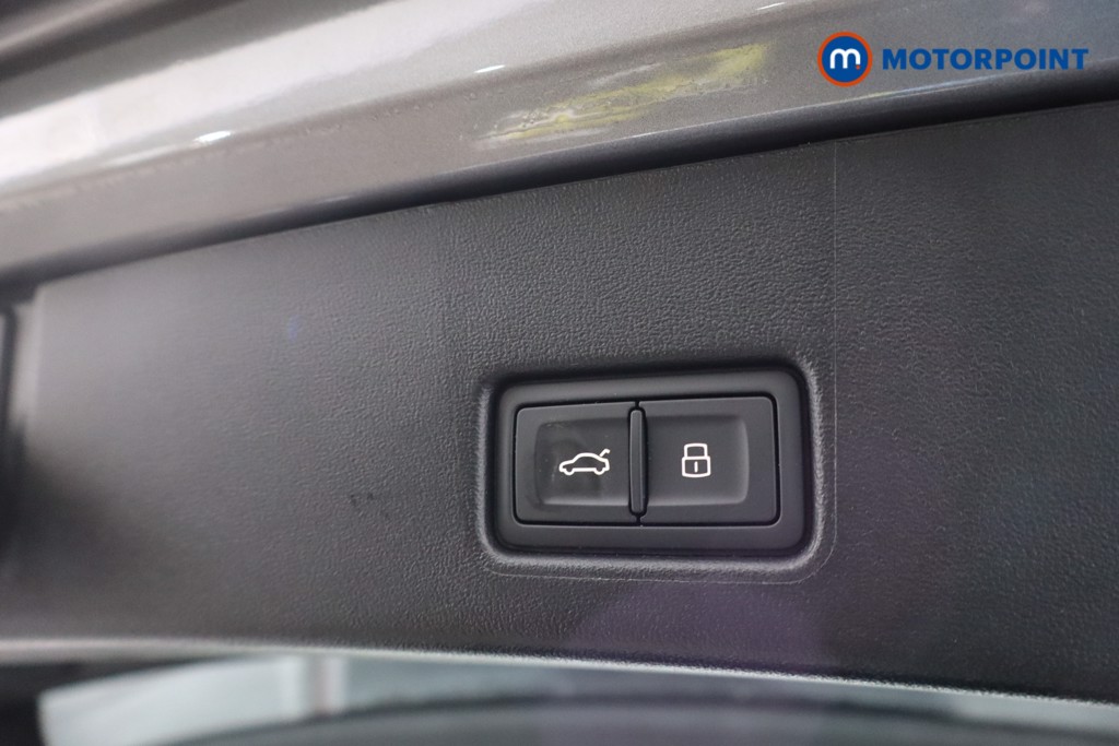 Audi Q4 Sport Automatic Electric SUV - Stock Number (1625214) - 41st supplementary image