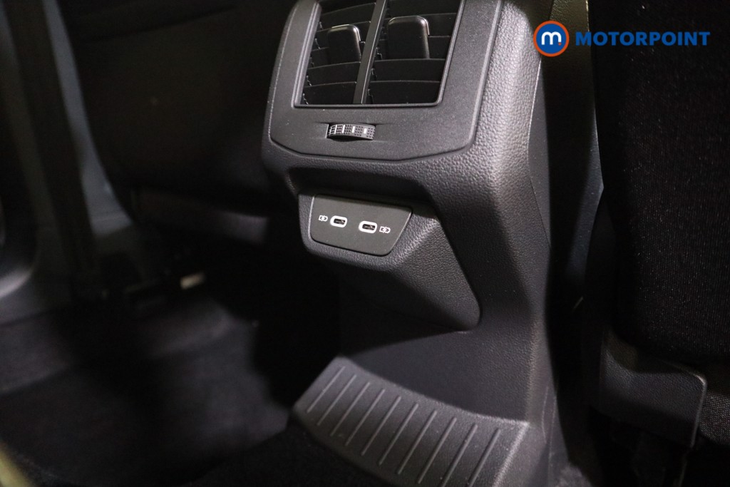 Volkswagen T-Roc Match Automatic Petrol SUV - Stock Number (1625650) - 19th supplementary image