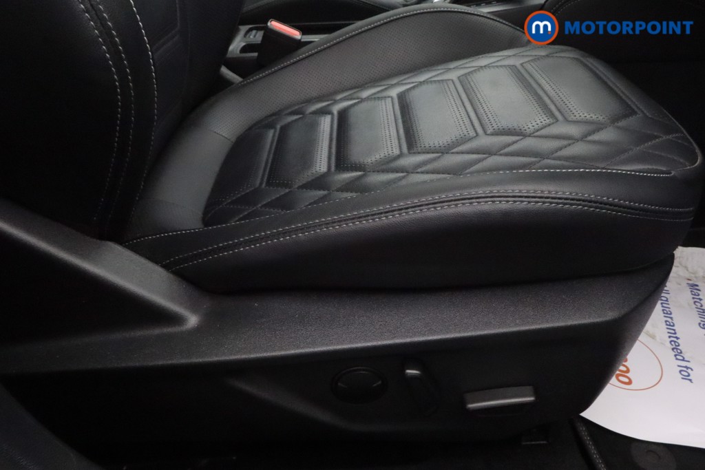 Ford Focus Active Vignale Automatic Petrol Hatchback - Stock Number (1625738) - 22nd supplementary image