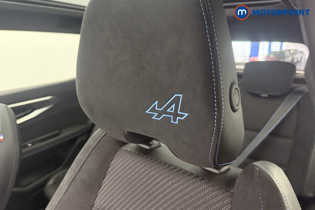 Renault Austral Iconic Esprit Alpine Automatic Petrol-Electric Hybrid SUV - Stock Number (1596429) - 11th supplementary image