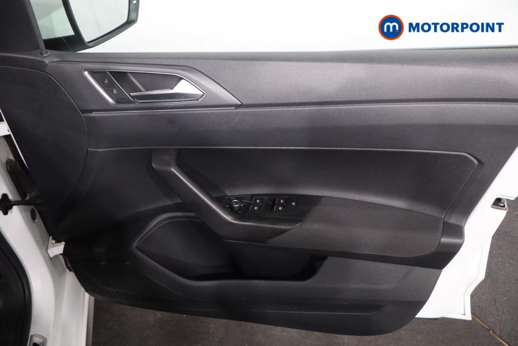 Volkswagen Polo R-Line Manual Petrol Hatchback - Stock Number (1599306) - 8th supplementary image