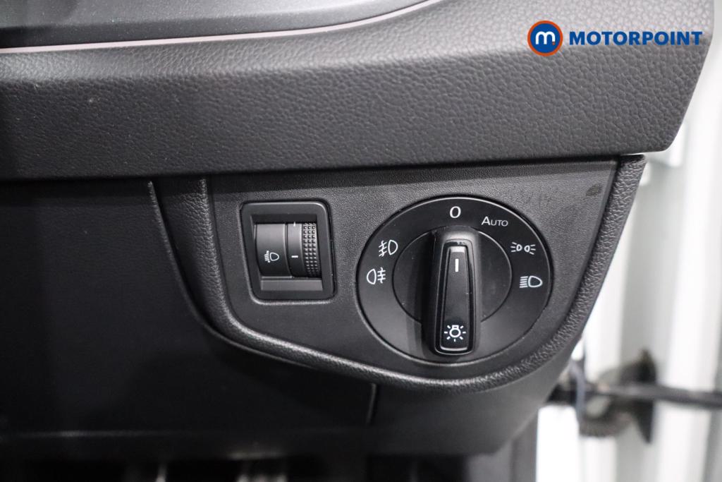 Volkswagen Polo R-Line Manual Petrol Hatchback - Stock Number (1599306) - 12th supplementary image