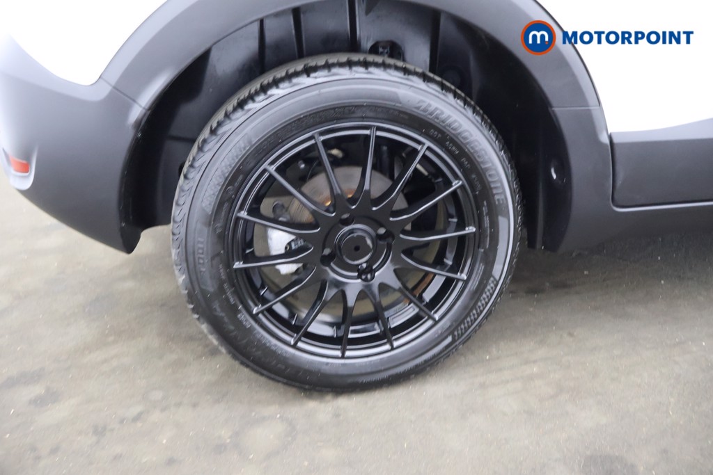 Vauxhall Crossland Design Manual Petrol SUV - Stock Number (1601139) - 2nd supplementary image