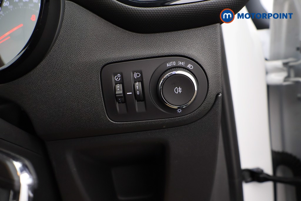 Vauxhall Crossland Design Manual Petrol SUV - Stock Number (1601139) - 10th supplementary image