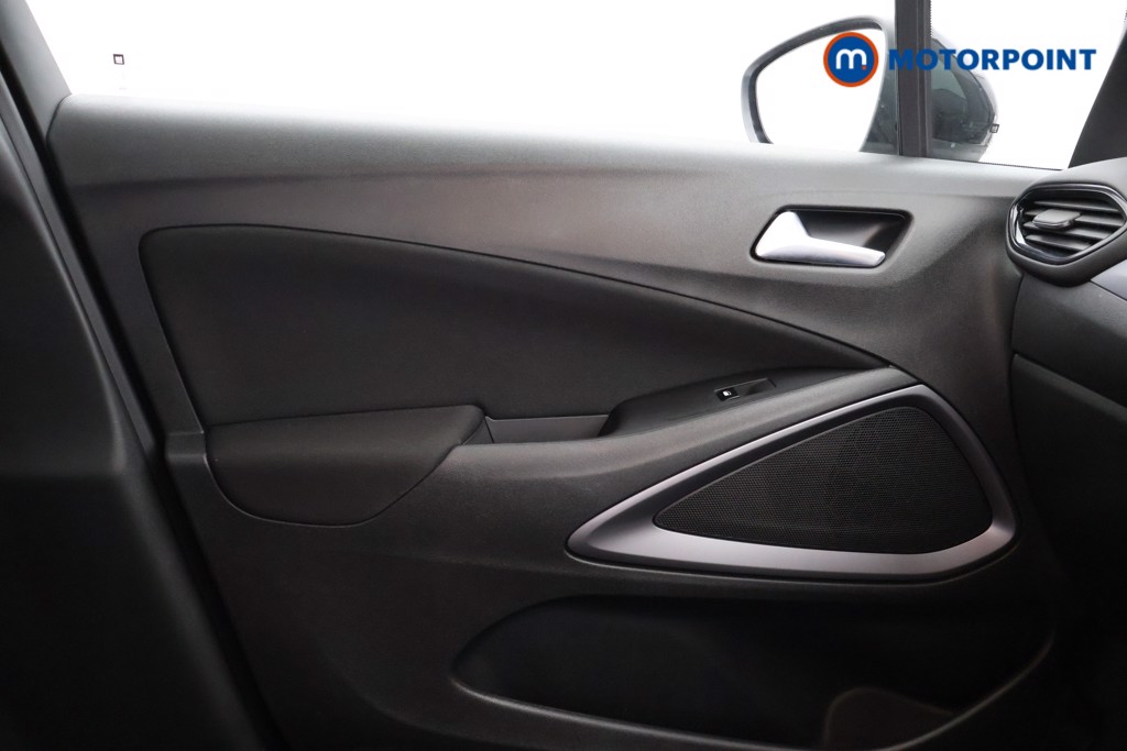 Vauxhall Crossland Design Manual Petrol SUV - Stock Number (1601139) - 16th supplementary image
