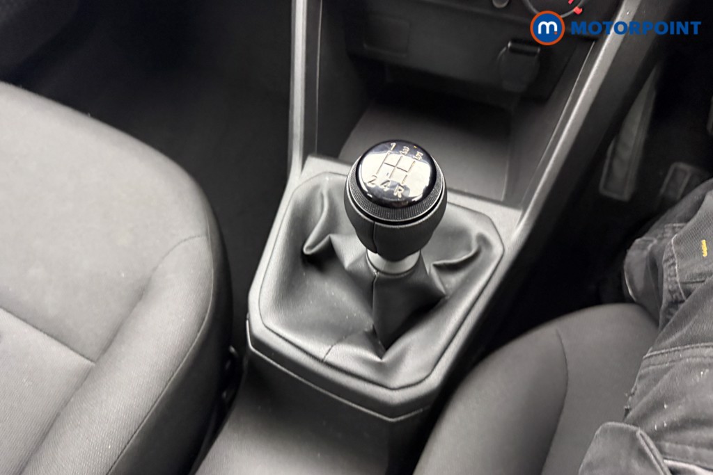 Dacia Sandero Essential Manual Petrol Hatchback - Stock Number (1604935) - 3rd supplementary image
