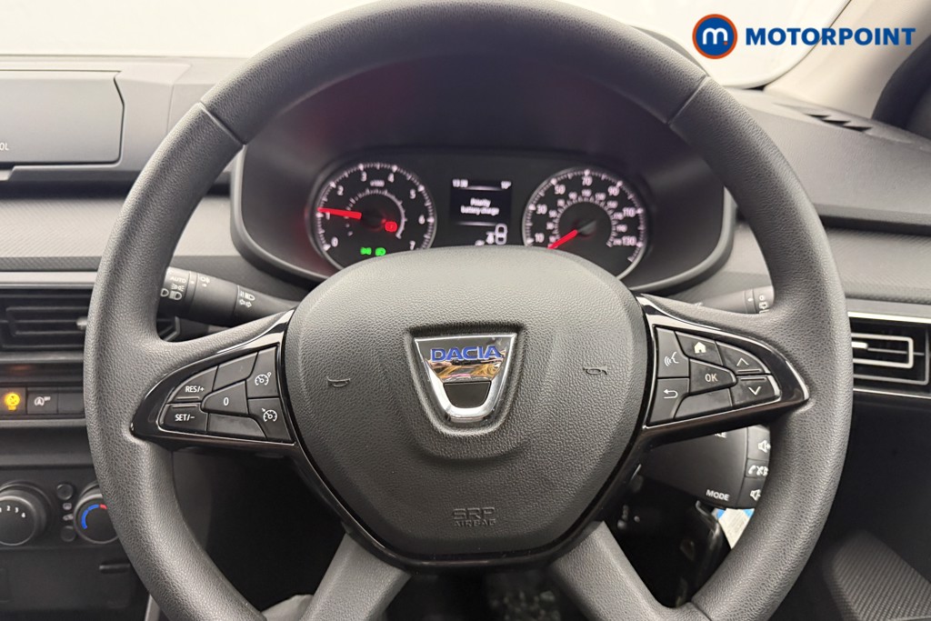 Dacia Sandero Essential Manual Petrol Hatchback - Stock Number (1604935) - 4th supplementary image