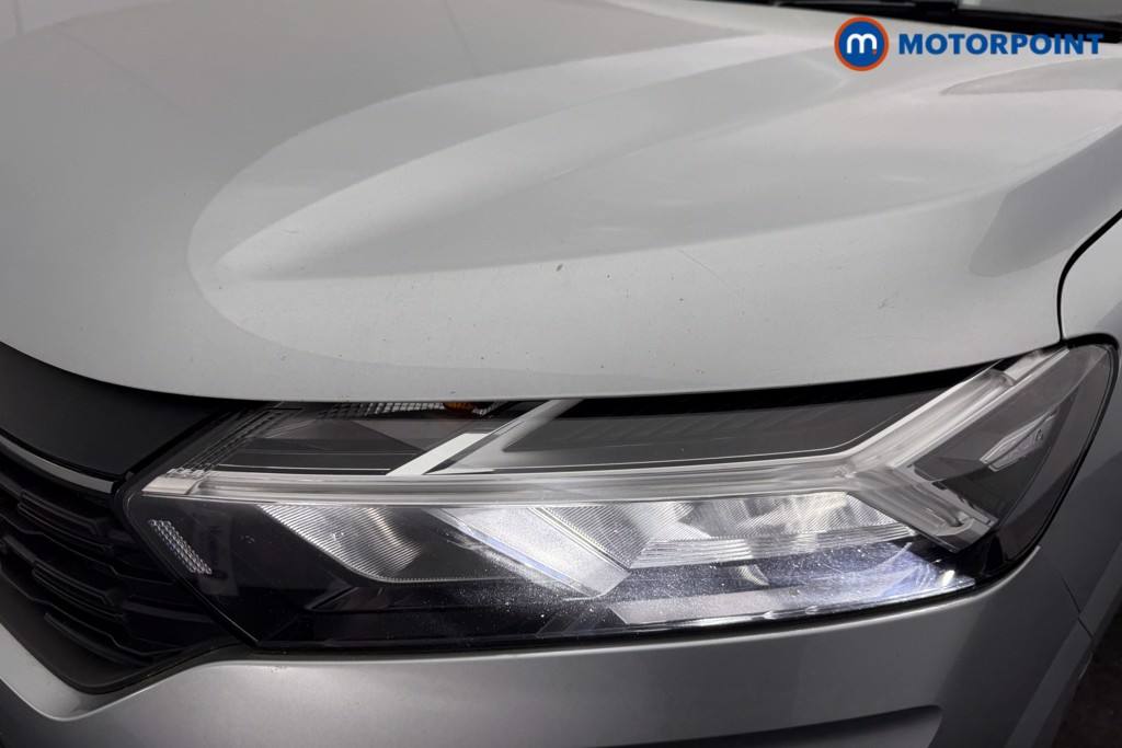Dacia Sandero Essential Manual Petrol Hatchback - Stock Number (1604935) - 12th supplementary image