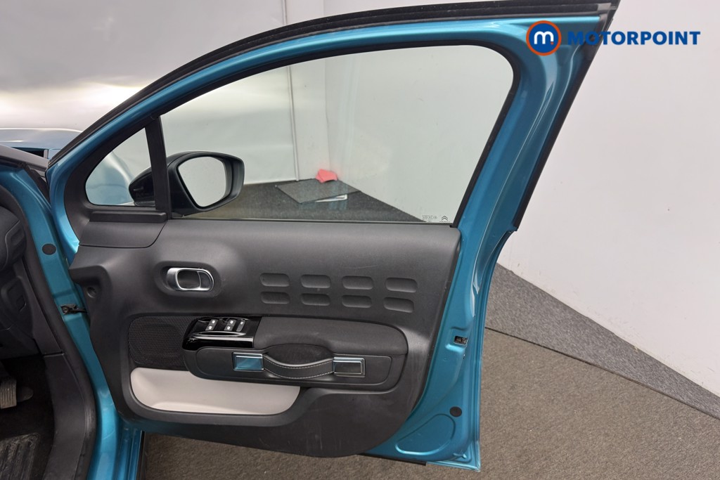 Citroen C3 Shine Plus Manual Petrol Hatchback - Stock Number (1608550) - 18th supplementary image