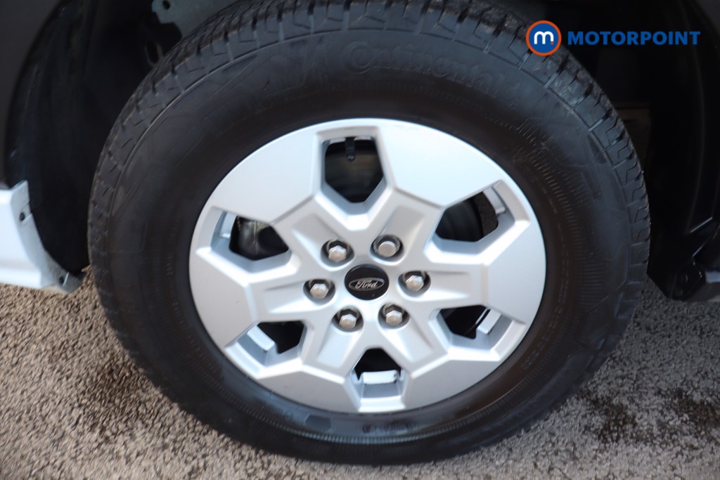 Ford Transit Limited Automatic Diesel Medium Roof Van - Stock Number (1608655) - 10th supplementary image